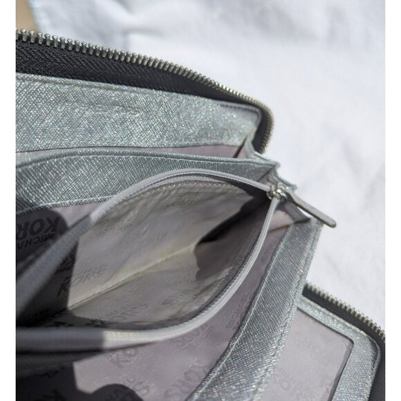 FINAL PRICE DROP Michael Kors Large Zip Around Wallet MK Signature Gray Silver - Picture 8 of 12